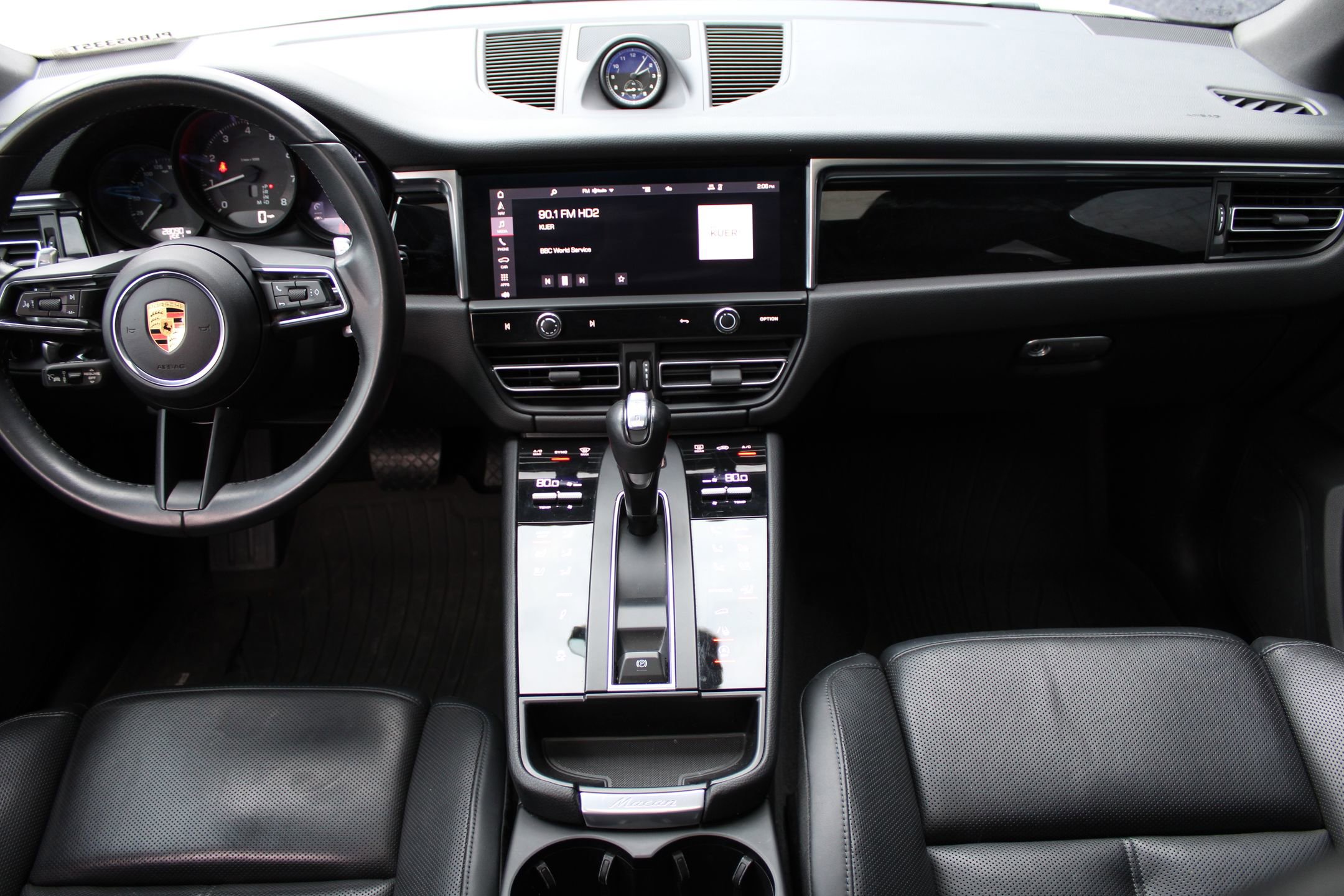 Certified 2023 Porsche Macan image 23