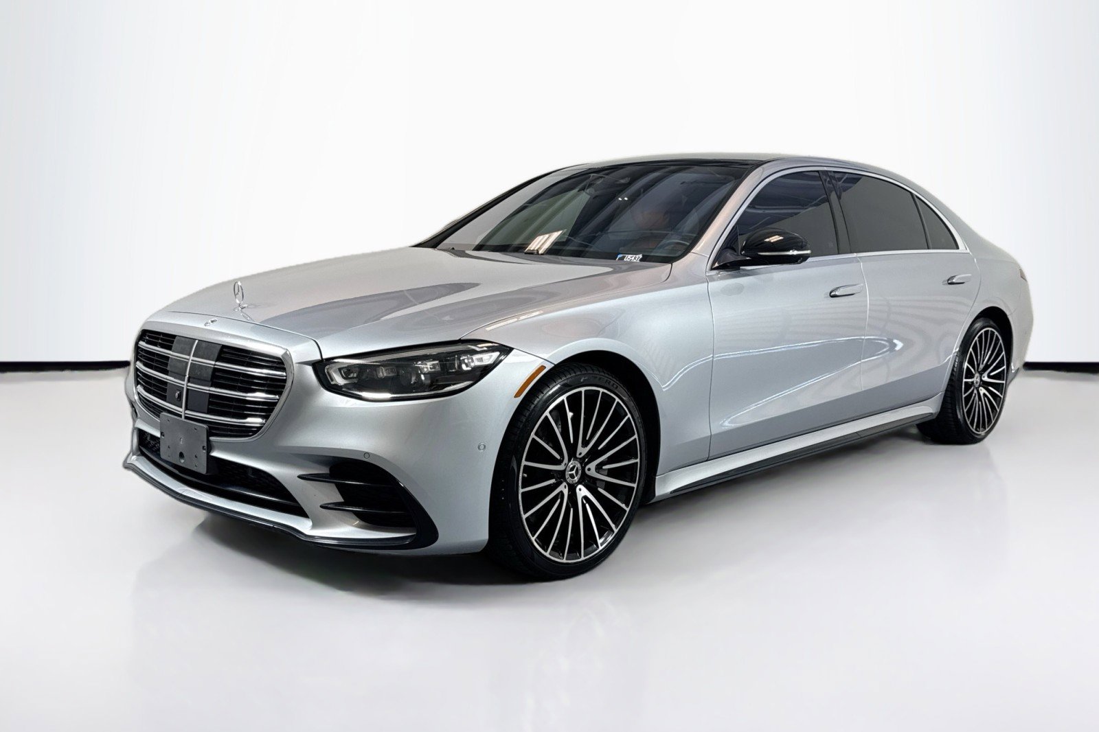 Used 2022 Mercedes-Benz S 580 S 580 image 1