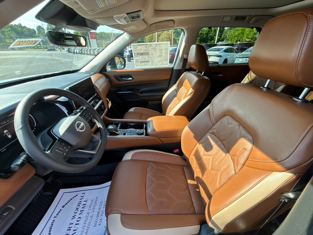 New 2026 Nissan Pathfinder Platinum AWD/4WD image 8