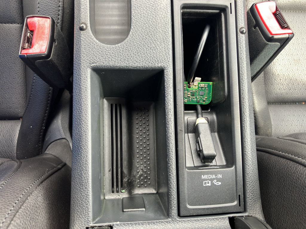 Used 2014 Volkswagen Eos FWD image 23