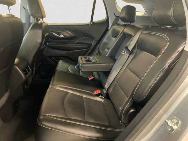 Used 2024 GMC Terrain SLT image 14