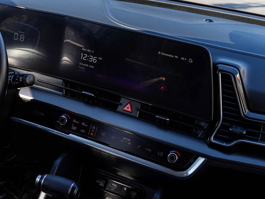 Used 2025 Kia Sportage EX w/ Premium Package image 20