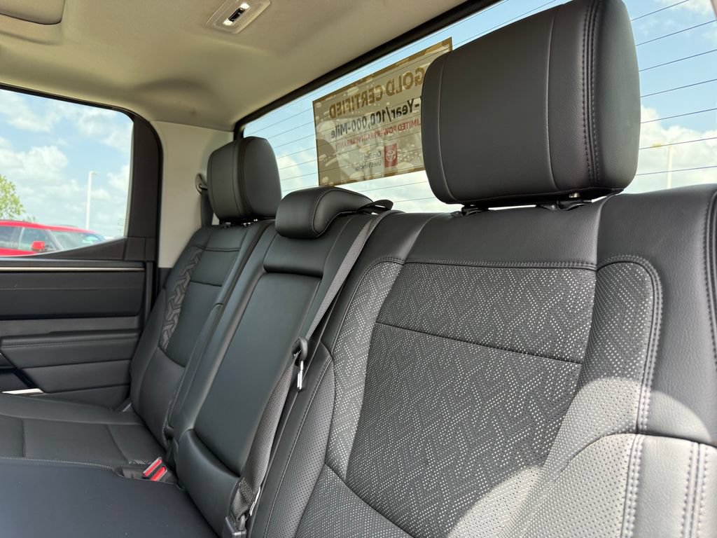 Used 2024 Toyota Tundra Limited AWD/4WD image 21