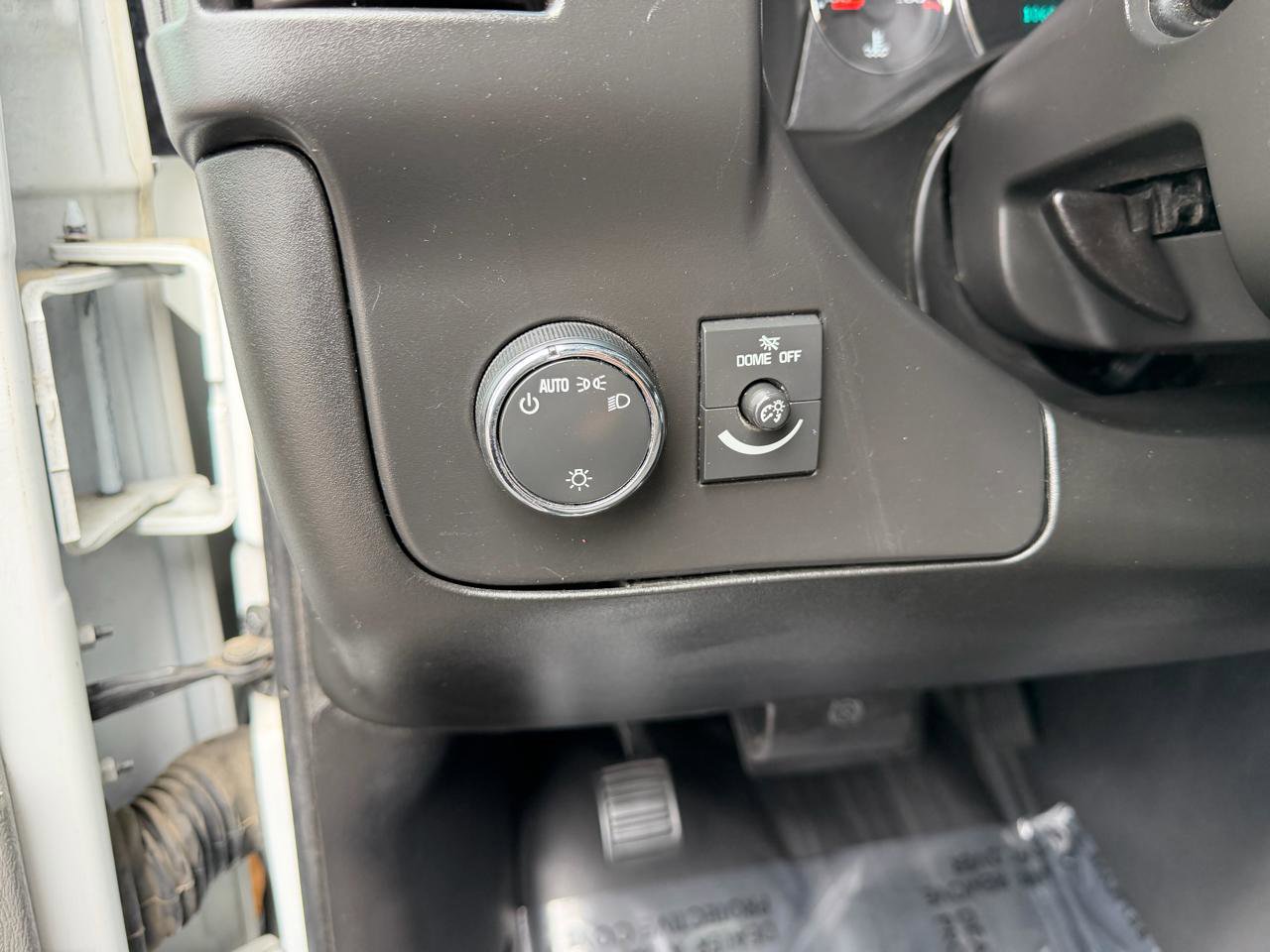 Used 2020 Chevrolet Express 2500 Extended w/ Driver Convenience Package image 13