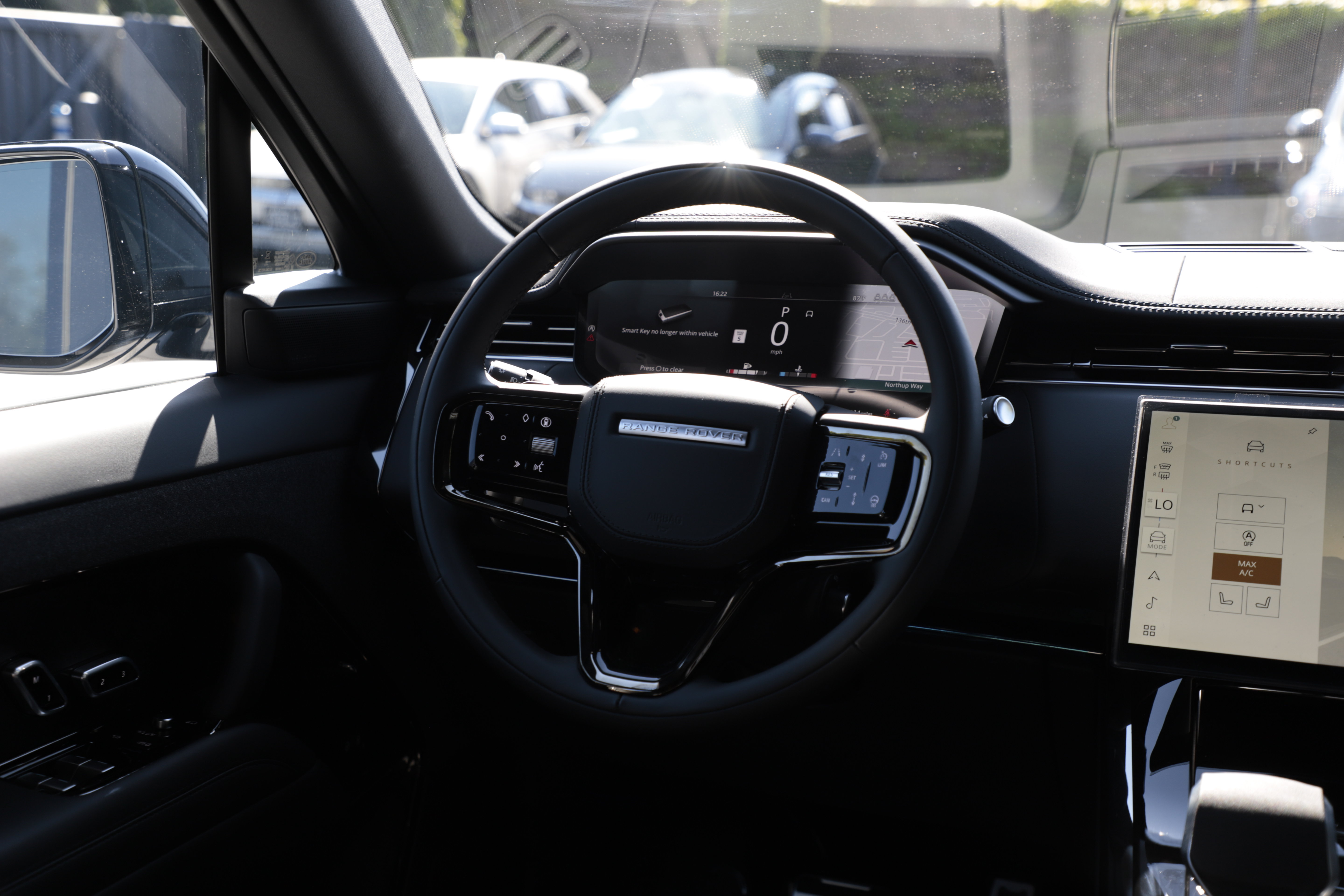 New 2026 Land Rover Range Rover Sport Dynamic SE AWD/4WD image 19