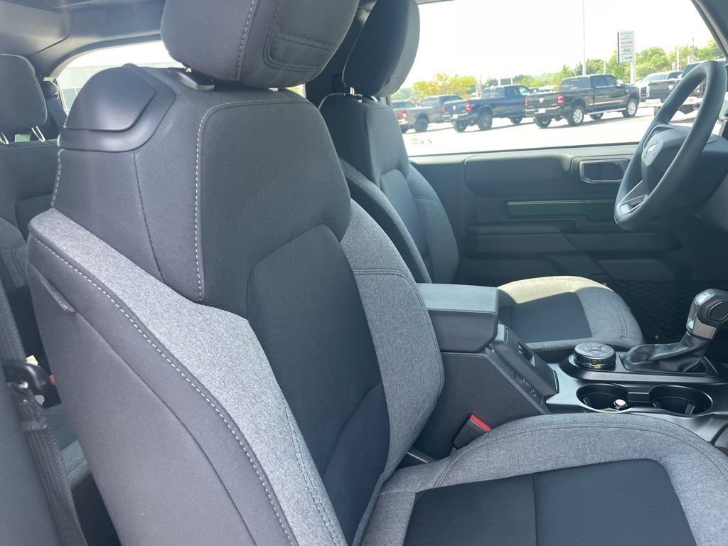 Used 2025 Ford Bronco 2-Door w/ Sasquatch Package AWD/4WD image 10