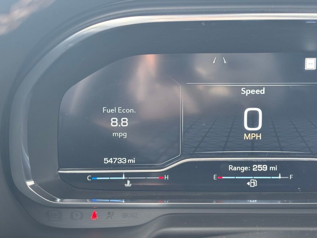 Used 2022 GMC Yukon AT4 w/ Technology Package image 40