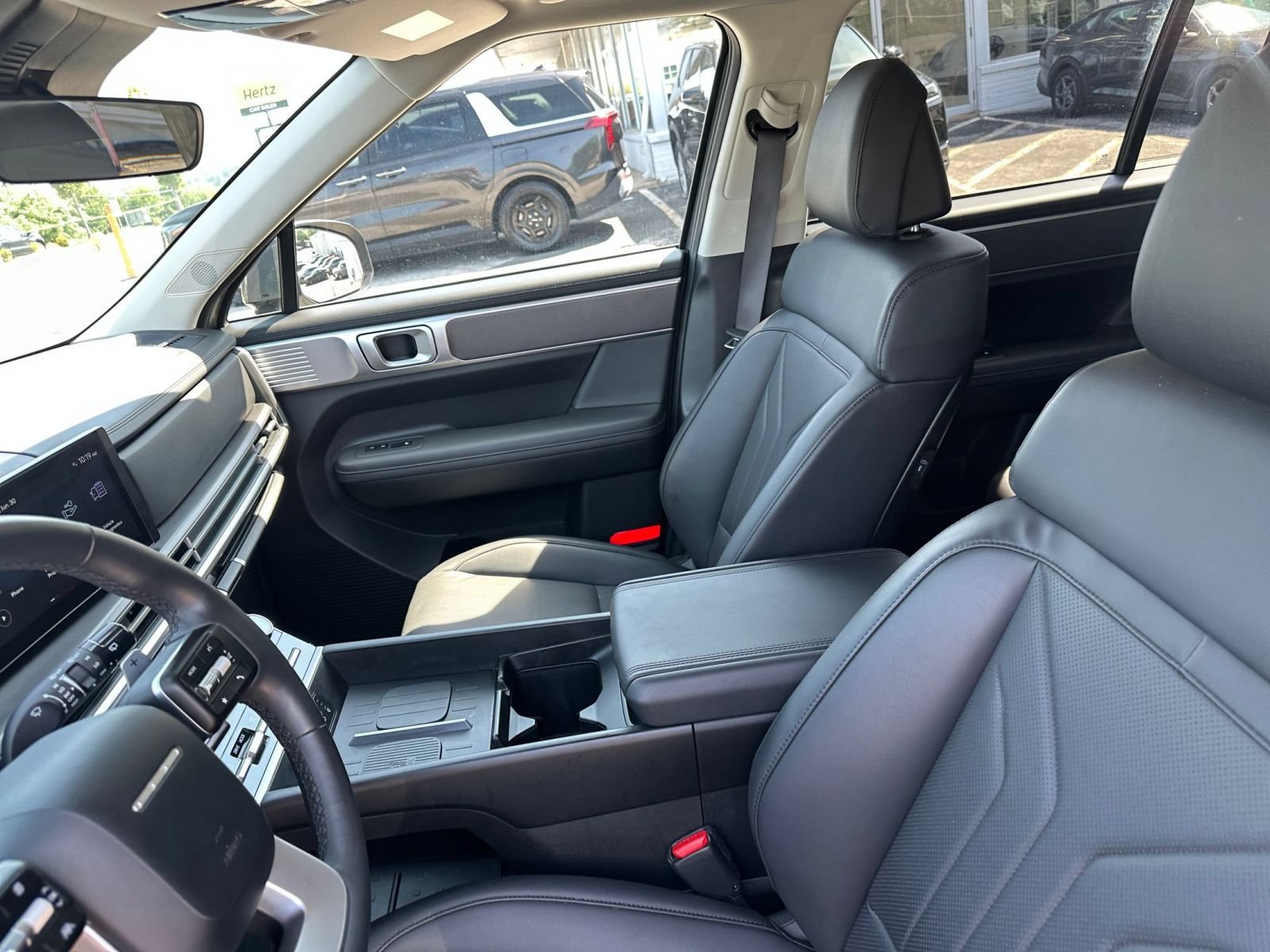 Used 2026 Hyundai Santa Fe SEL AWD/4WD image 28