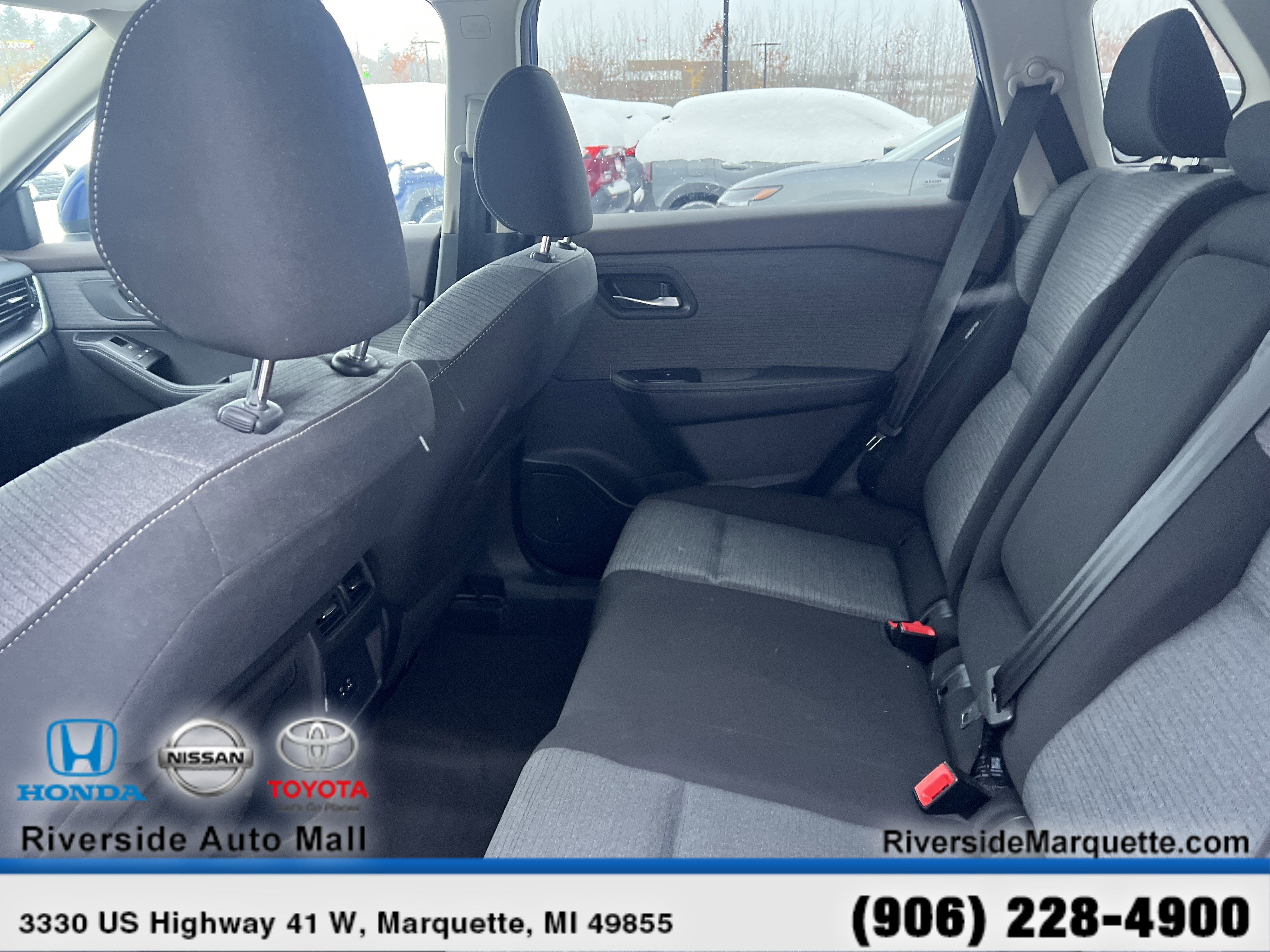 Used 2021 Nissan Rogue SV image 24