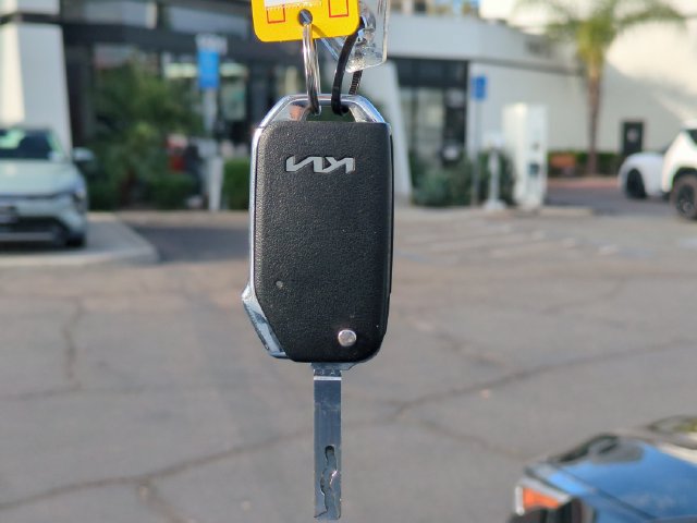 Certified 2023 Kia Forte LXS FWD image 34
