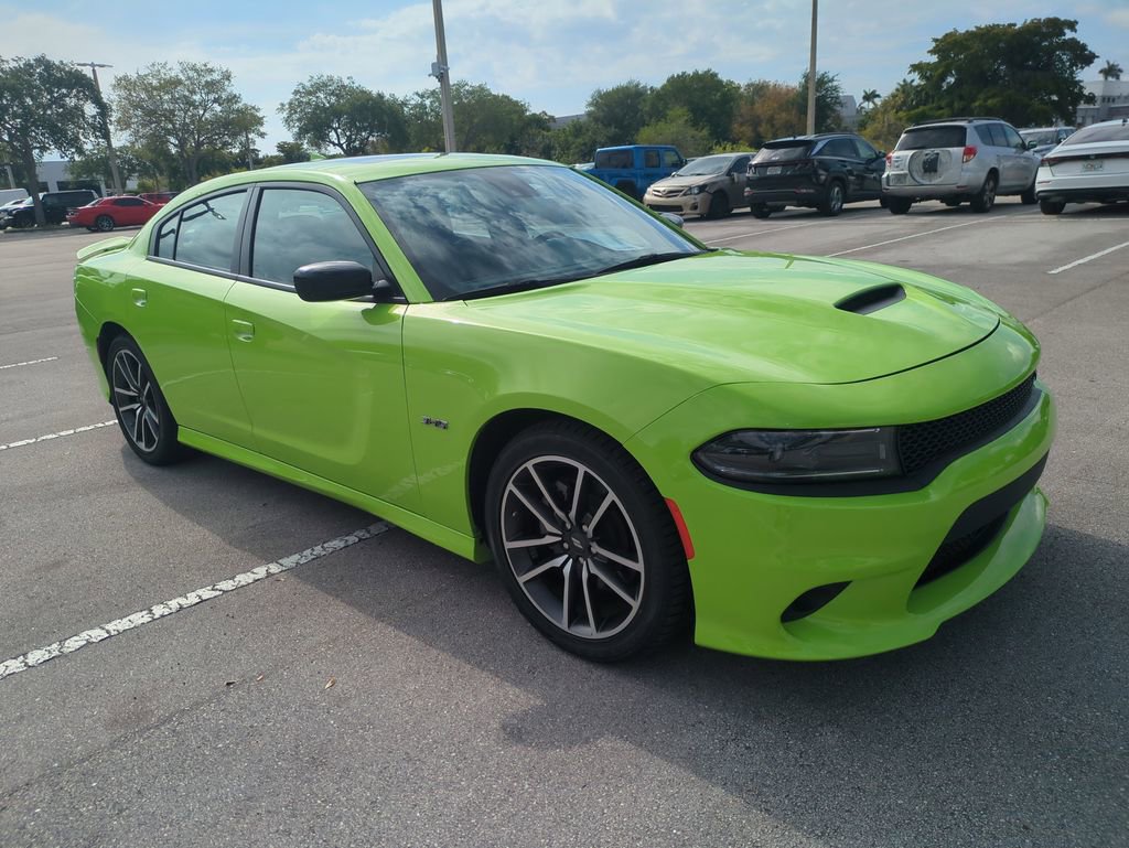 Used 2023 Dodge Charger R/T w/ Plus Group image 2