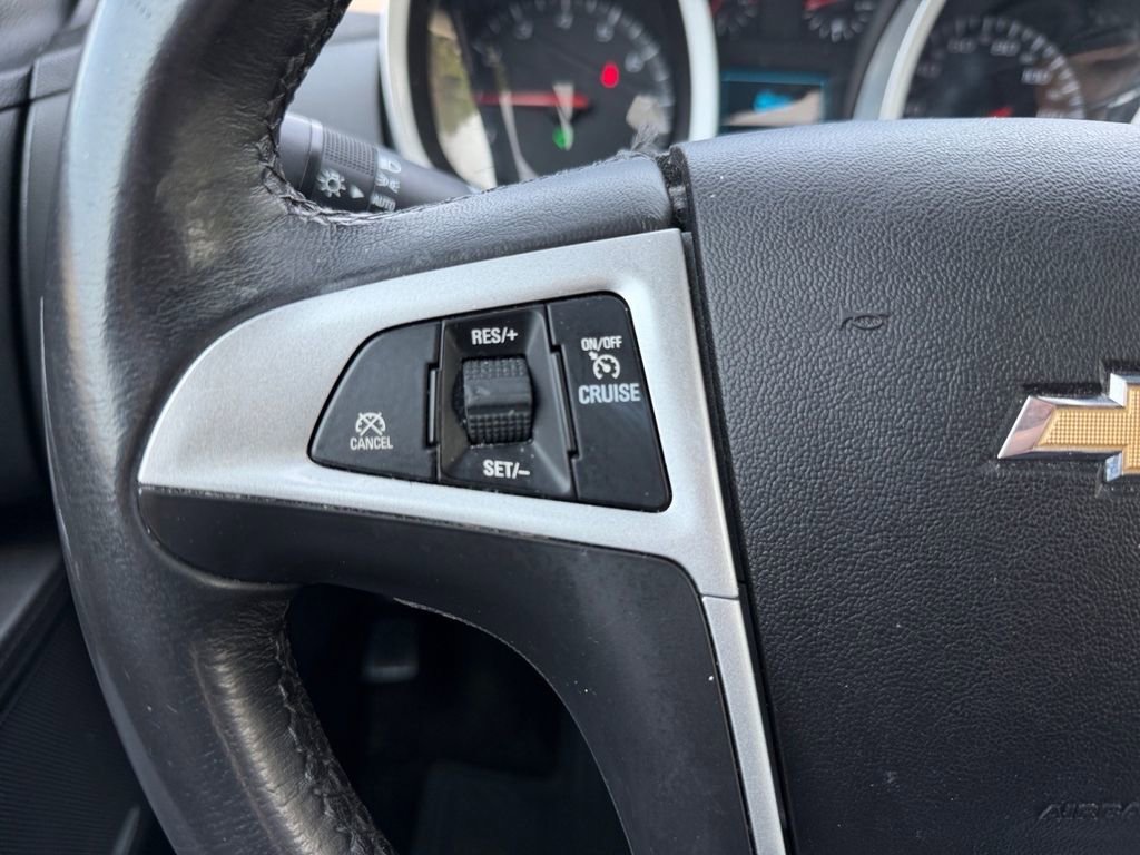 Used 2017 Chevrolet Equinox LT image 22