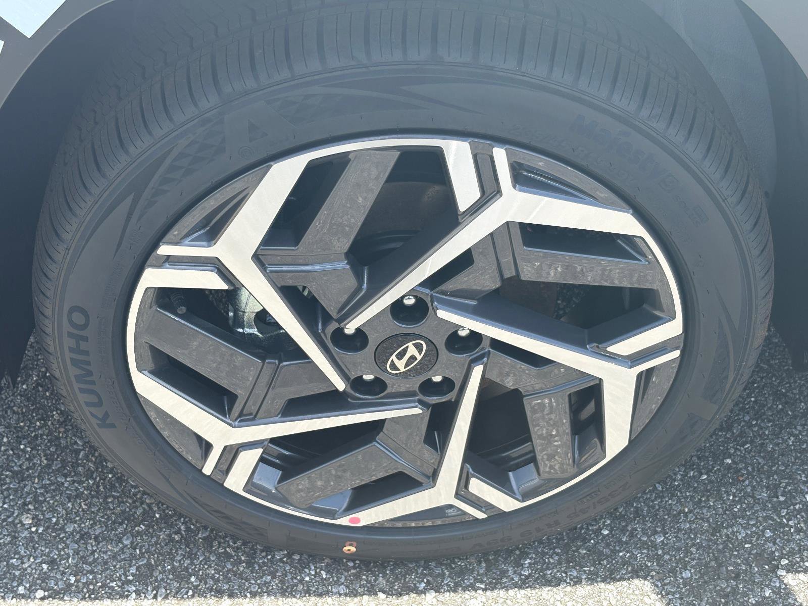 New 2026 Hyundai Kona SEL Premium FWD image 14