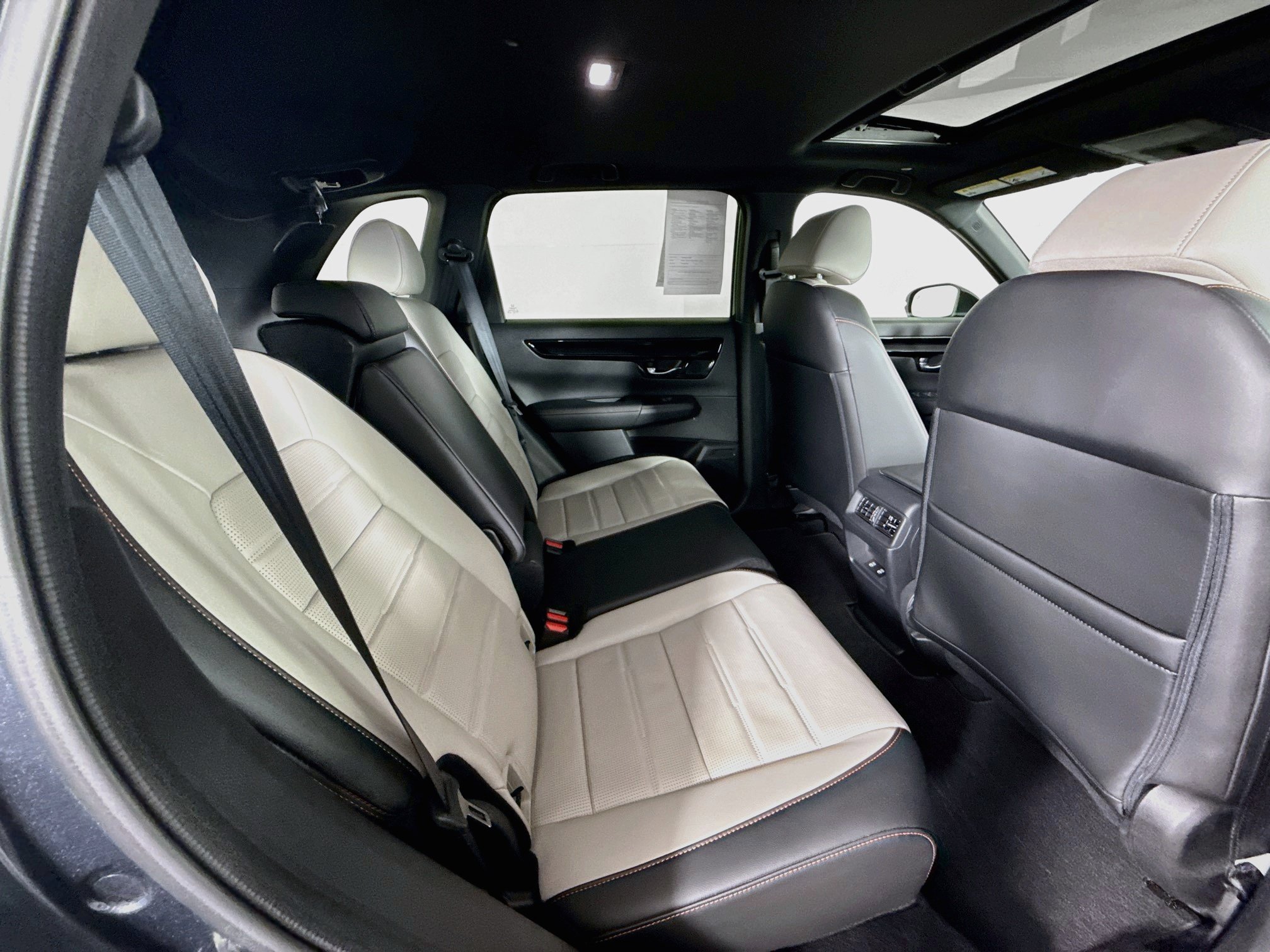 Certified 2025 Honda CR-V Sport Touring image 35
