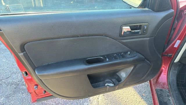 Used 2012 Ford Fusion SE image 10