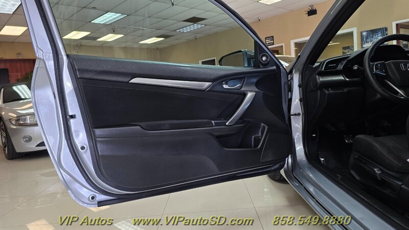 Used 2018 Honda Civic Si image 11