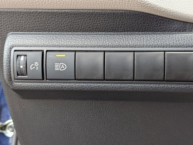 Used 2024 Toyota Corolla LE FWD image 10