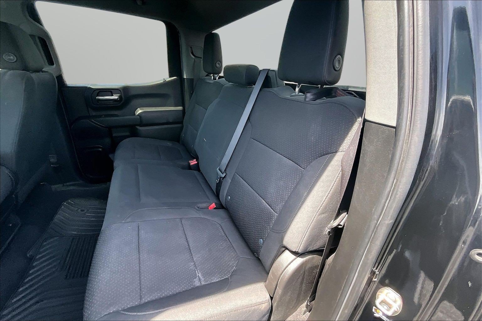 Used 2020 Chevrolet Silverado 1500 Custom Trail Boss w/ Custom Convenience Package AWD/4WD image 18