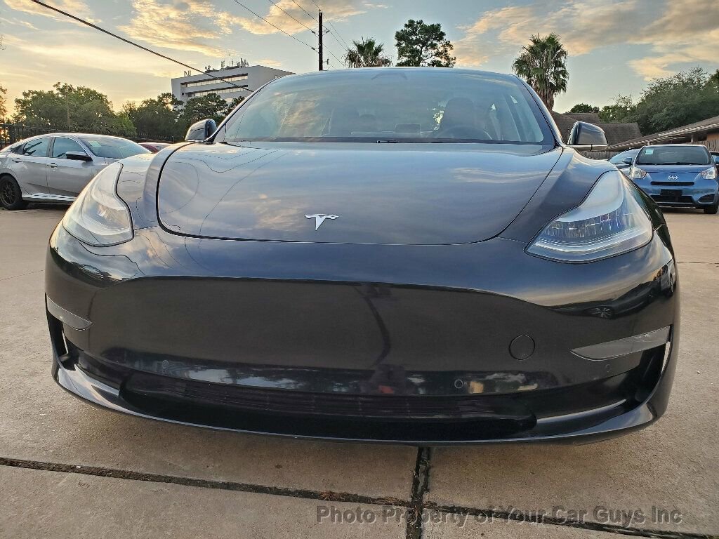 Used 2019 Tesla Model 3 Performance image 4