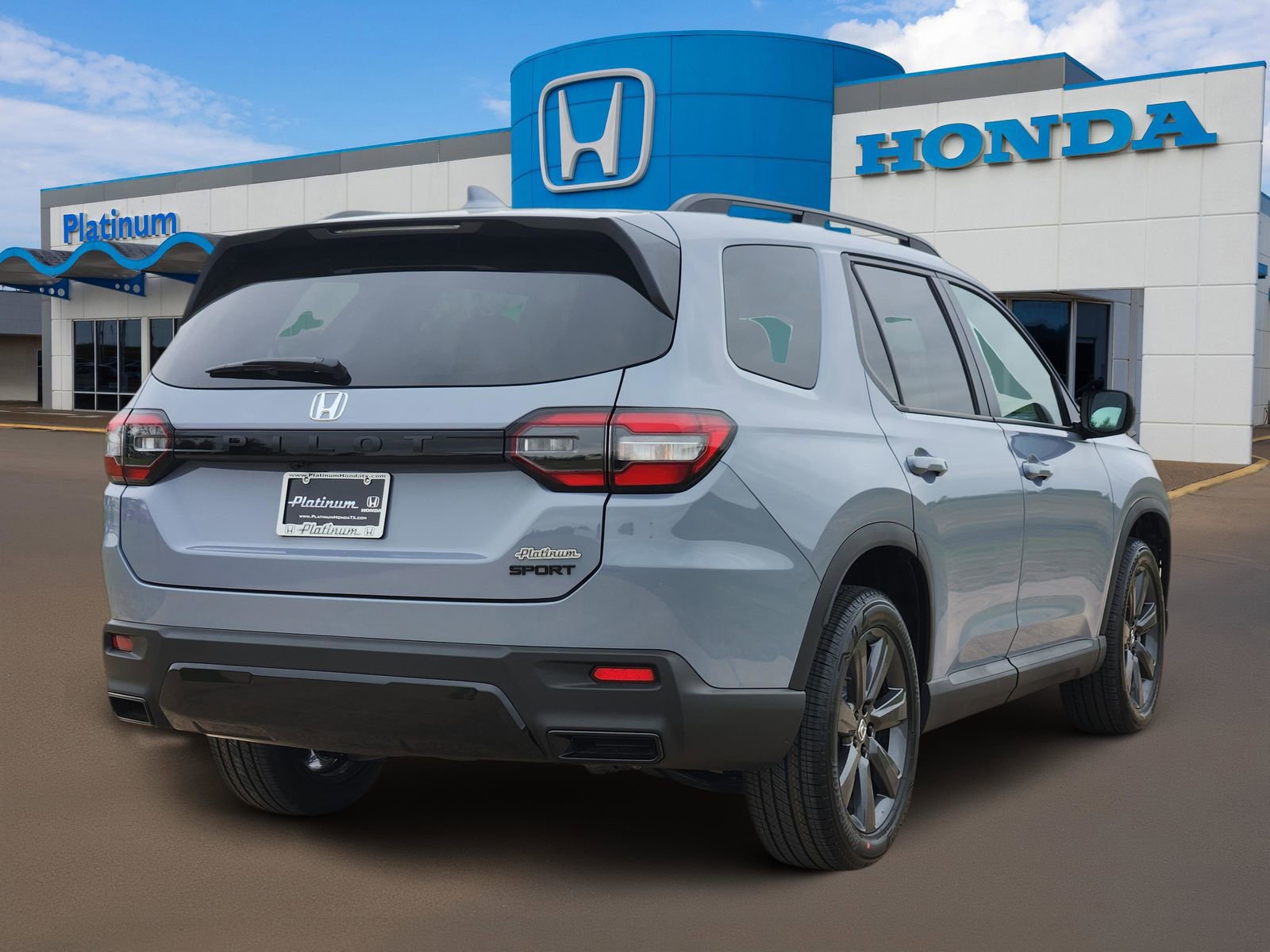New 2026 Honda Pilot Sport image 4