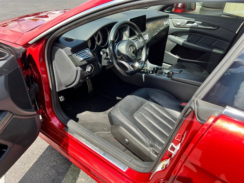 Used 2015 Mercedes-Benz CLS 400 4MATIC image 16
