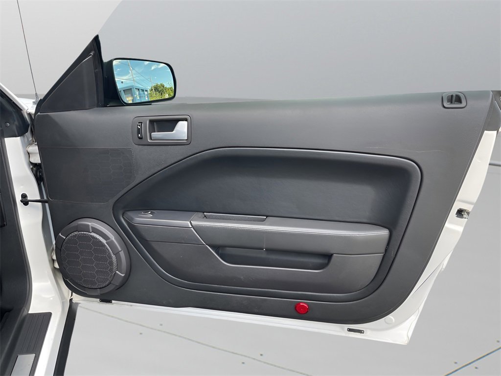 Used 2009 Ford Mustang Shelby GT500 image 31