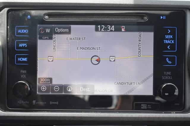 Used 2018 Toyota Tacoma SR5 AWD/4WD image 9