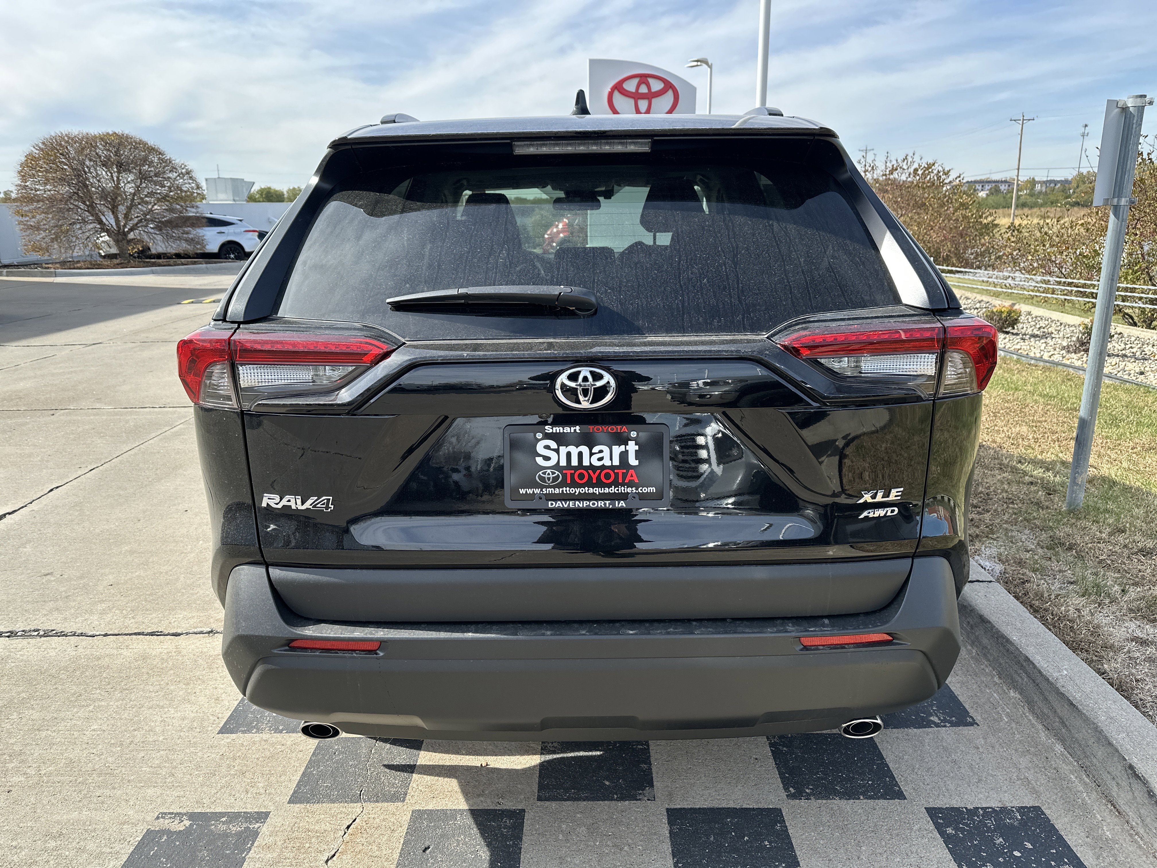 New 2025 Toyota RAV4 XLE Premium w/ Weather Package