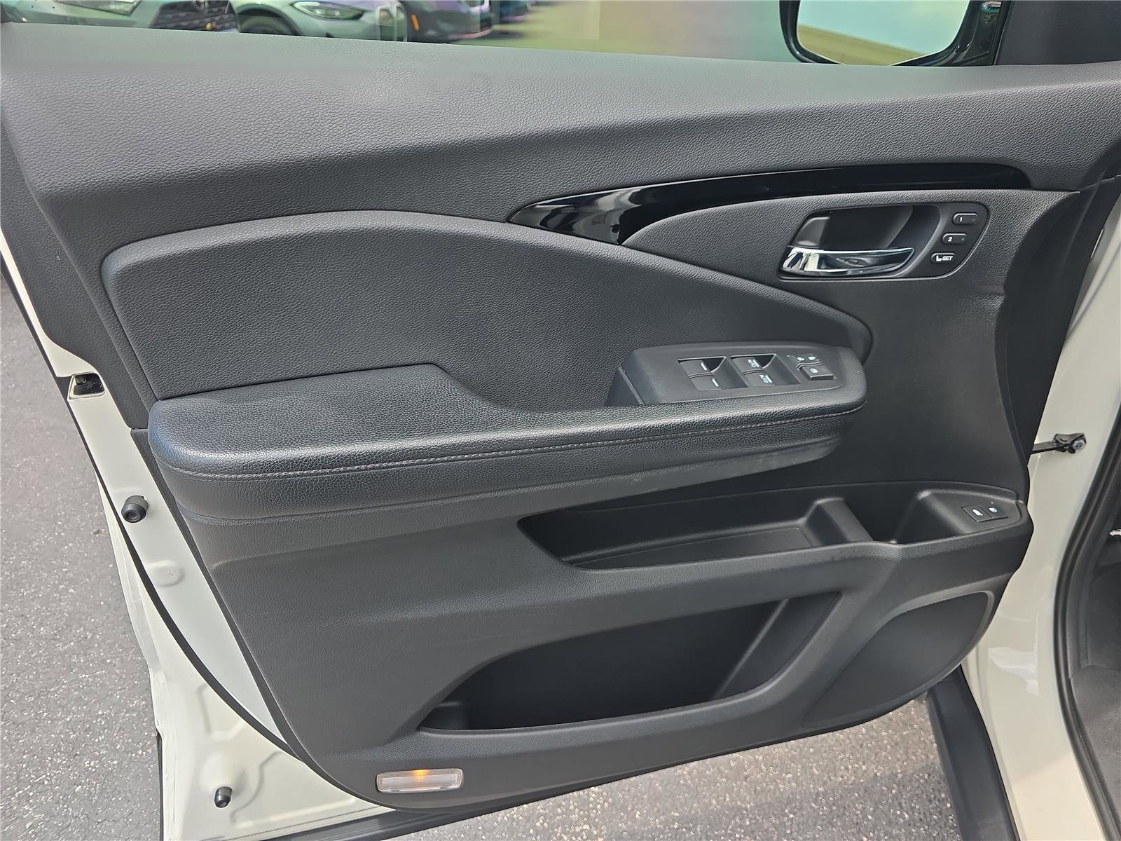 Used 2019 Honda Pilot Touring image 15