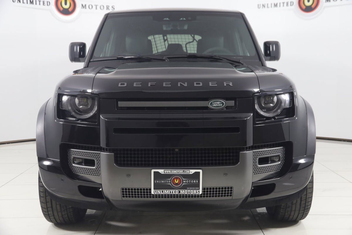 Used 2023 Land Rover Defender 110 V8 AWD/4WD image 50