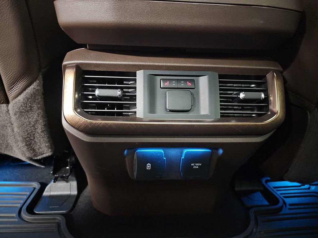 Used 2024 Ford F150 King Ranch w/ FX4 Off-Road Package image 39