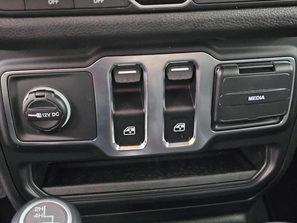 New 2026 Jeep Wrangler Sport AWD/4WD image 30