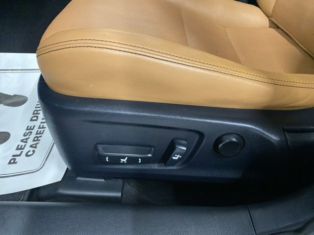 Used 2017 Lexus IS 300 300 w/ Premium Package image 28