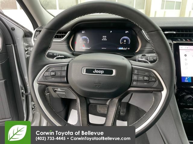 Used 2023 Jeep Grand Cherokee L Limited image 14