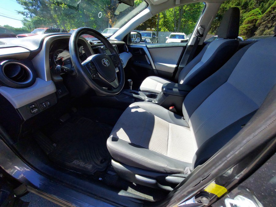 Used 2015 Toyota RAV4 LE AWD/4WD image 7