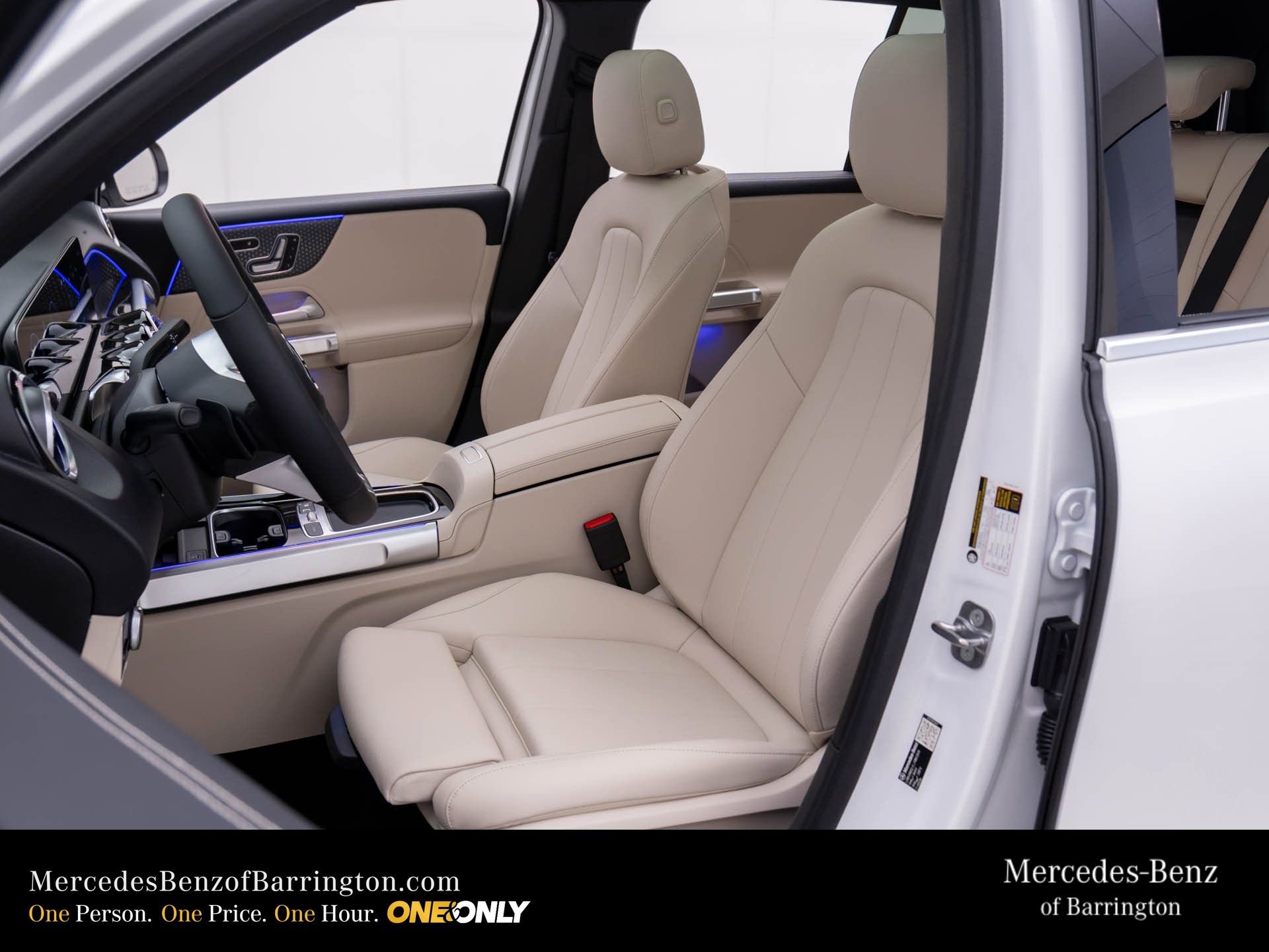 New 2026 Mercedes-Benz GLB 250 4MATIC image 18