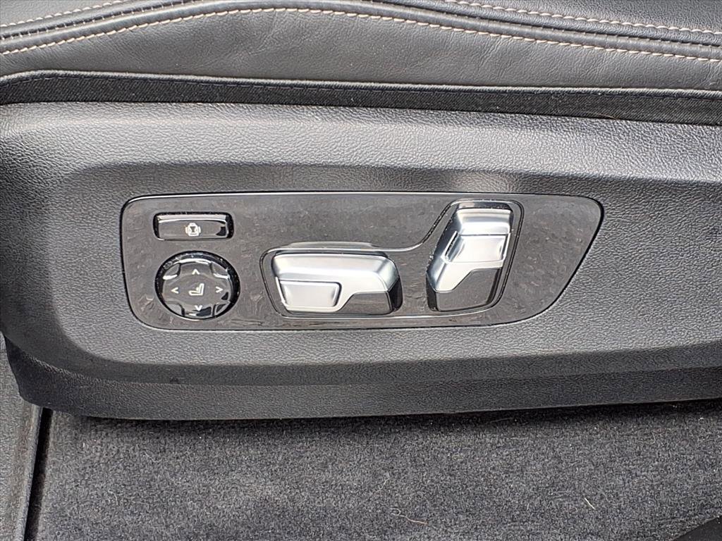 Used 2025 BMW X5 xDrive40i w/ M Sport Package image 5