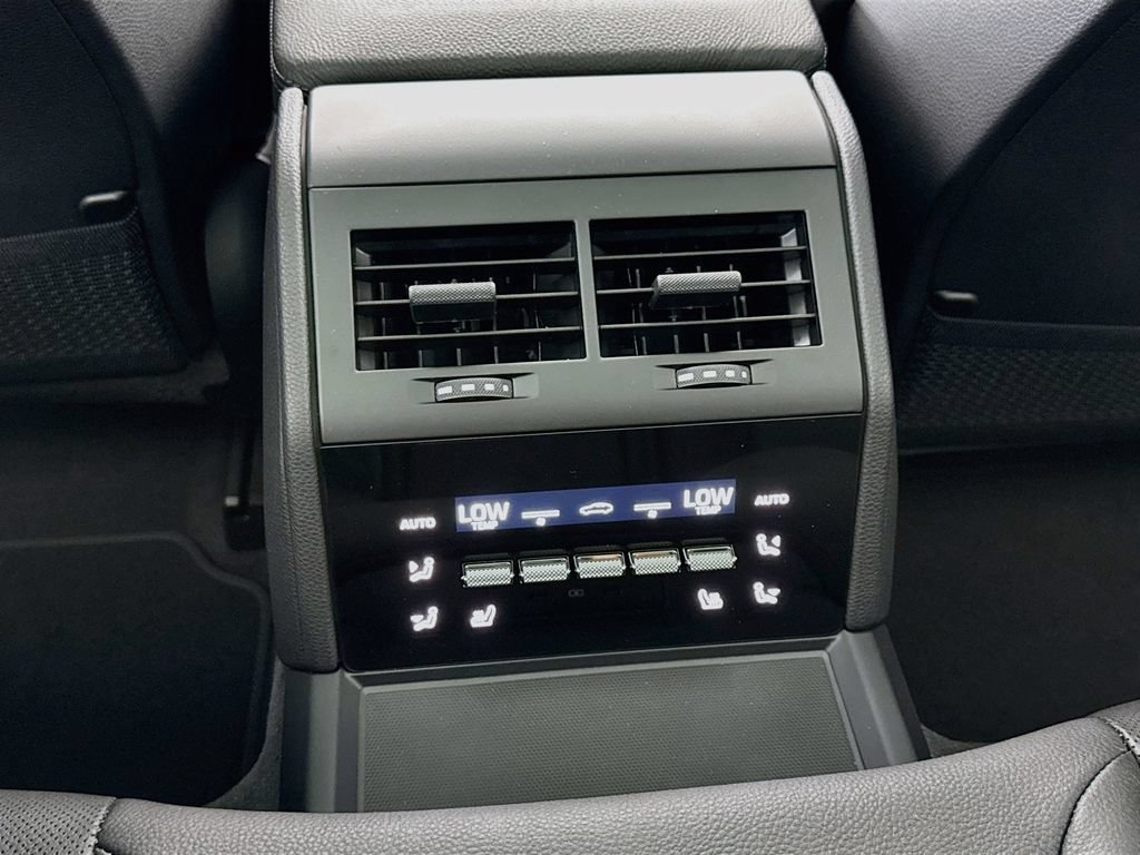 New 2026 Porsche Panamera 4 AWD/4WD image 26