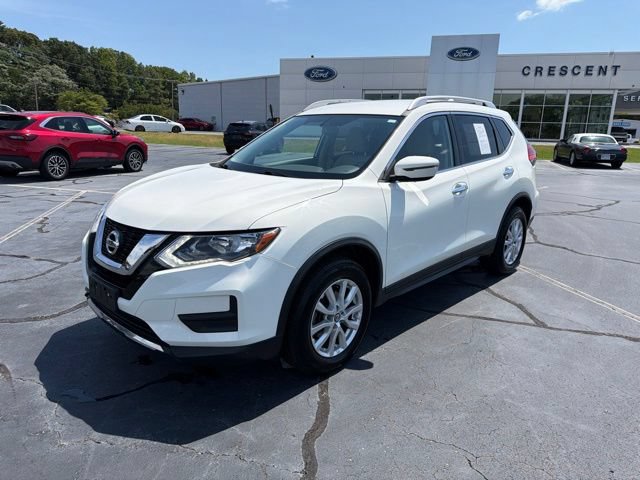 Used 2017 Nissan Rogue SV AWD/4WD image 3