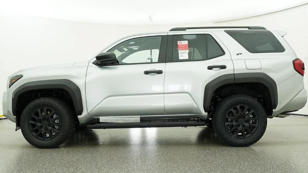 Used 2026 Toyota 4Runner SR5 RWD image 19