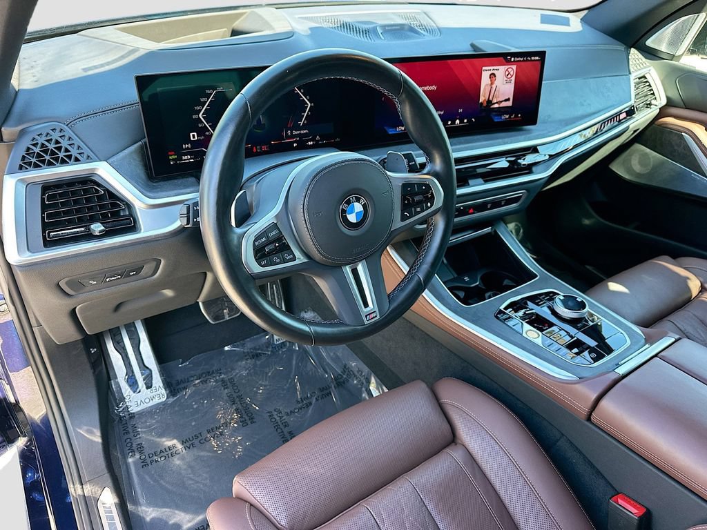 Used 2024 BMW X5 M60i AWD/4WD image 9