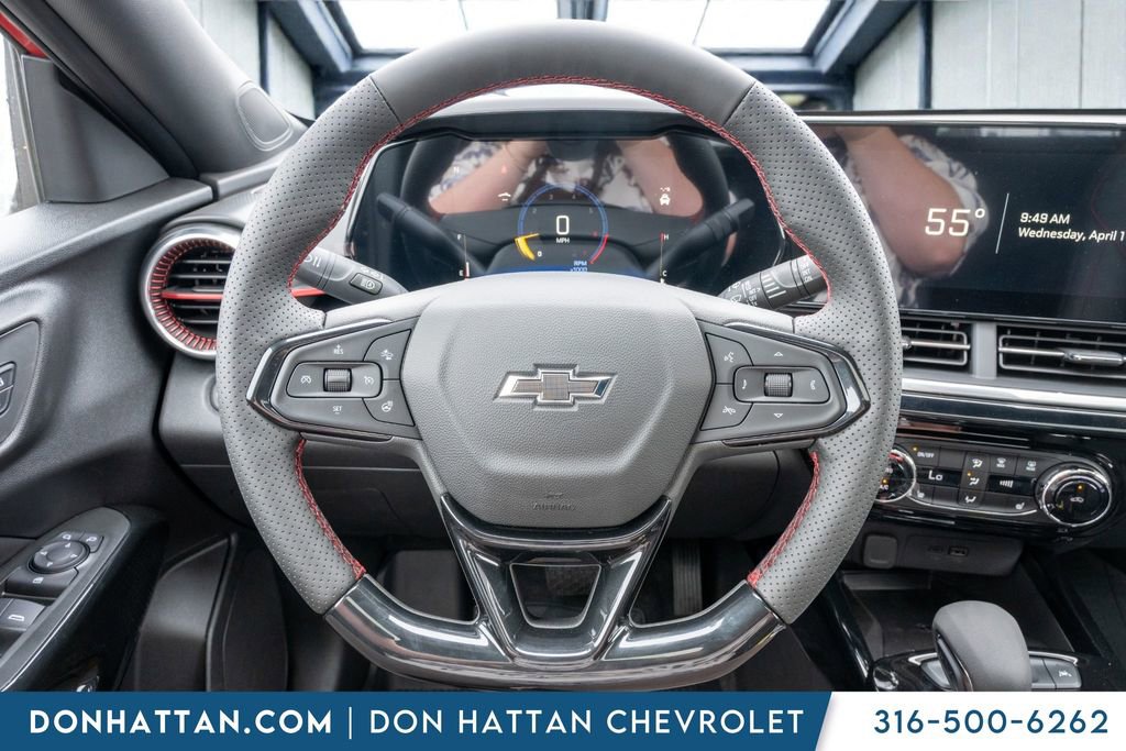 New 2026 Chevrolet Trax RS w/ Sunroof Package FWD image 6