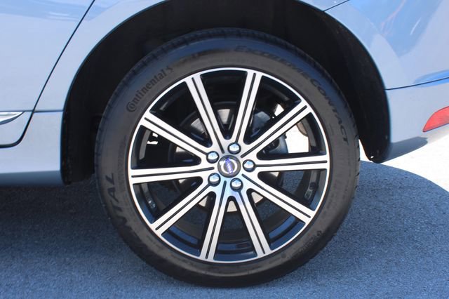 Used 2017 Volvo XC60 T6 Inscription w/ Climate Package AWD/4WD image 34