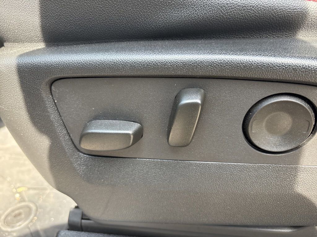 Used 2025 Chevrolet Tahoe RST w/ Comfort Package image 15