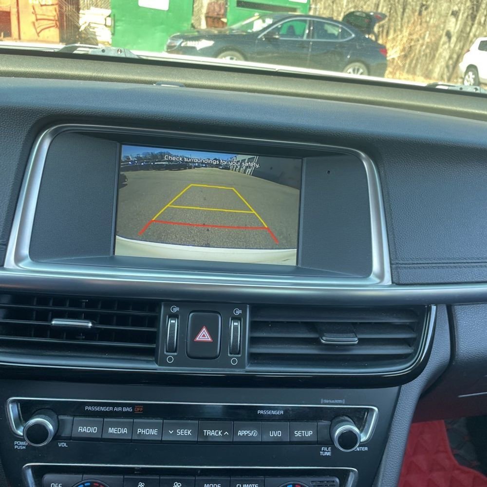 Used 2018 Kia Optima SX image 10