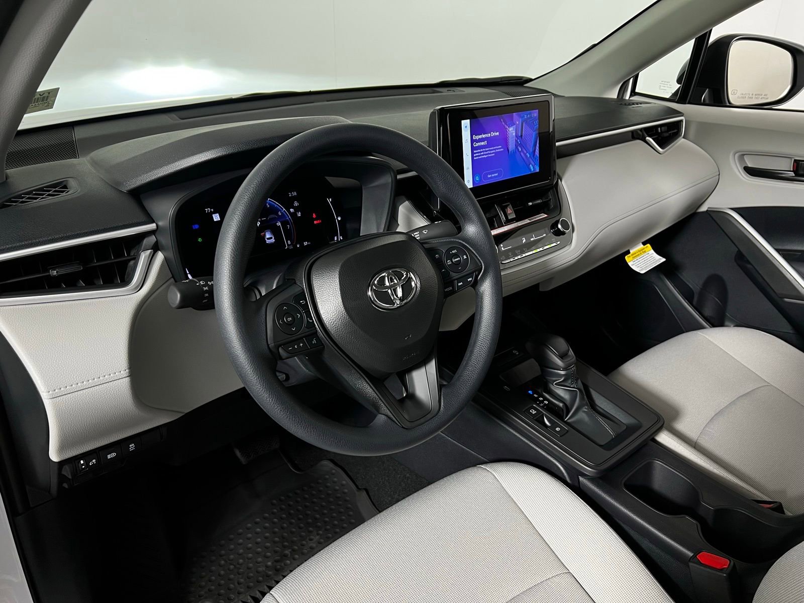 New 2026 Toyota Corolla Cross LE FWD image 9
