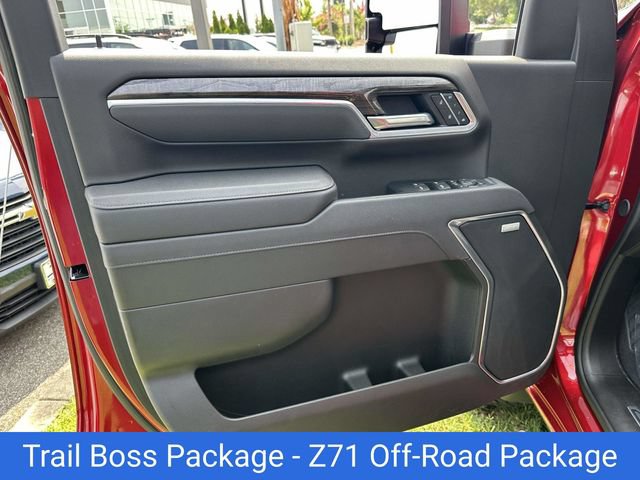 Certified 2025 Chevrolet Silverado 2500 LTZ w/ Trail Boss Package AWD/4WD image 15