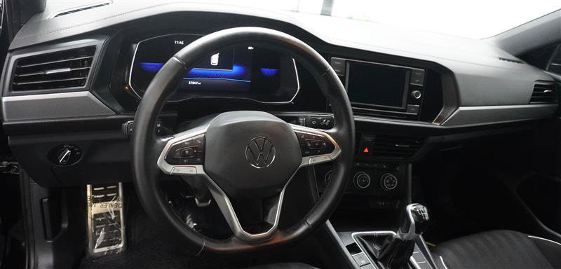 Used 2024 Volkswagen Jetta Sport FWD image 11