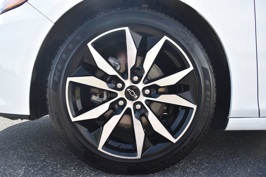 Used 2023 Chevrolet Malibu RS FWD image 15