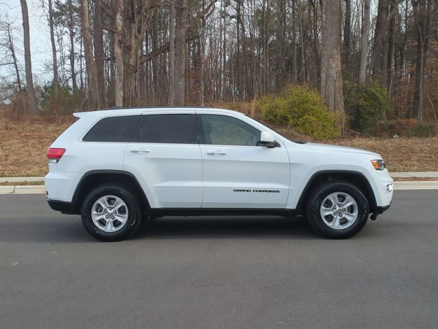 Used 2017 Jeep Grand Cherokee Laredo image 14